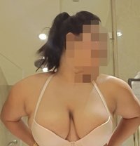massagerepublic.com