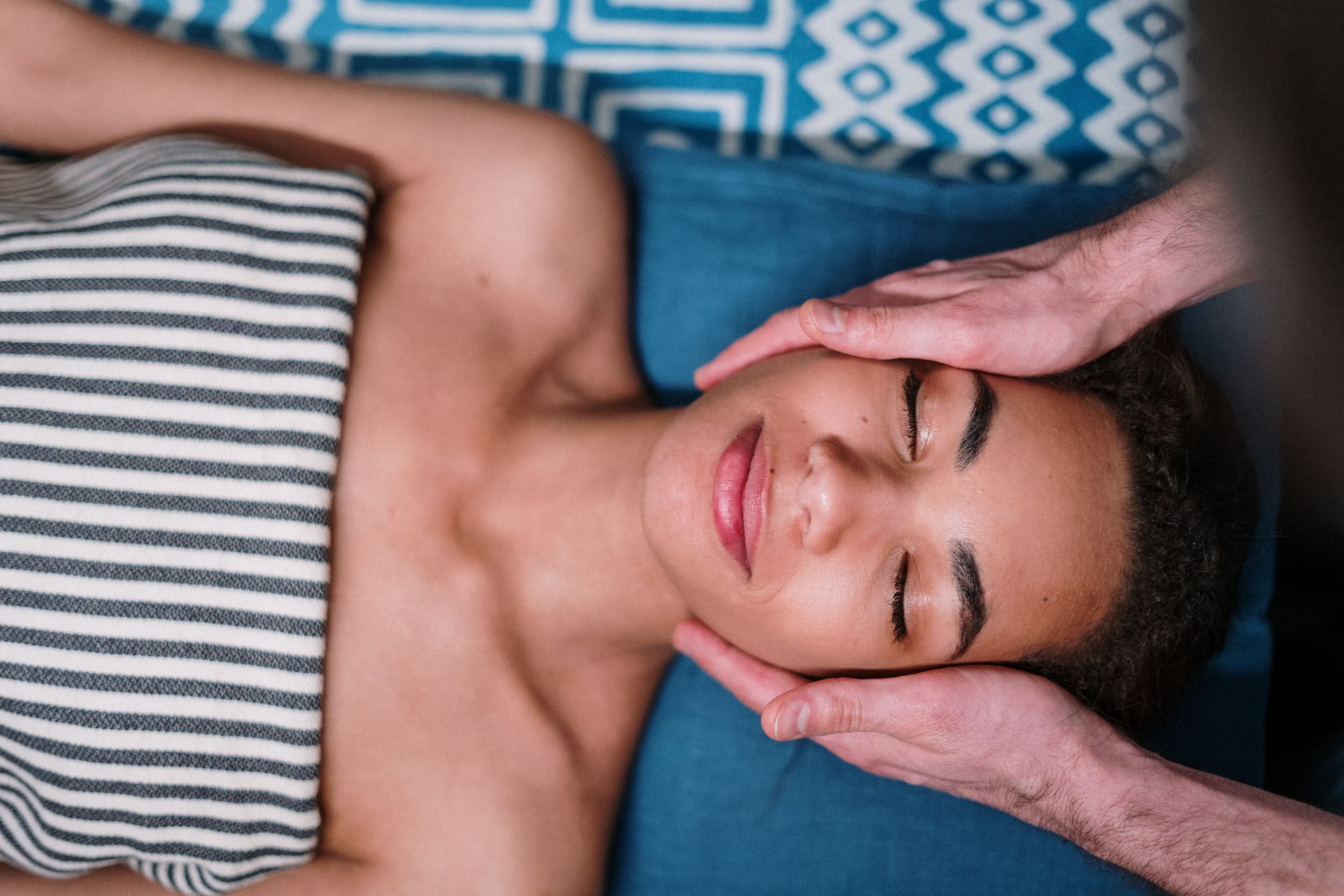 7 Surprising buccal massage benefits (image sourced via Pexels / Photo by cottonbro studio)